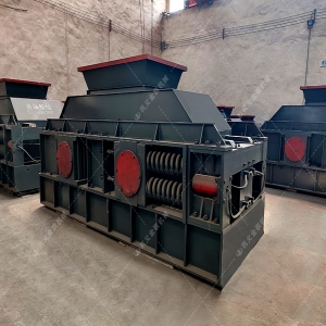 2PG1200x800型半自動液壓對輥破碎機(jī)發(fā)往四川