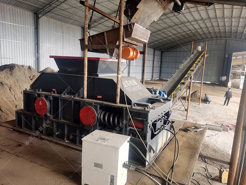 時產150噸的對輥制砂機是什么型號？如何控制出砂率？