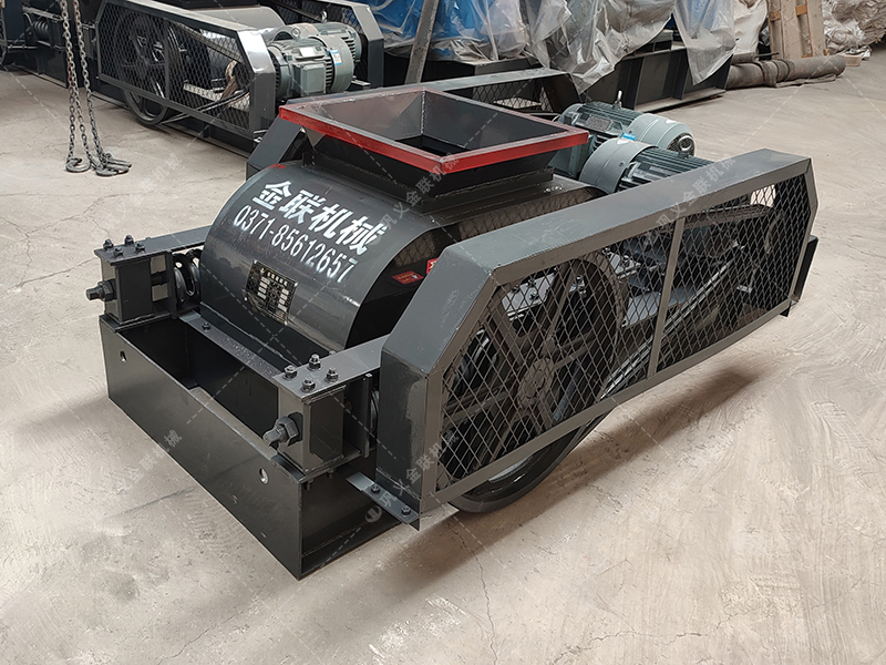 雙齒輥破碎機如何調(diào)間隙？