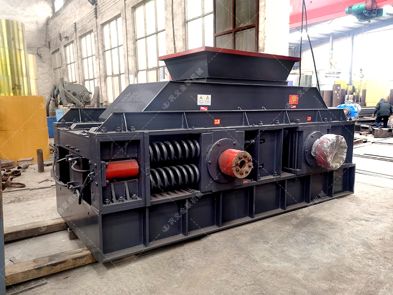 處理礦山廢石料用1510型對輥制砂機產能如何？