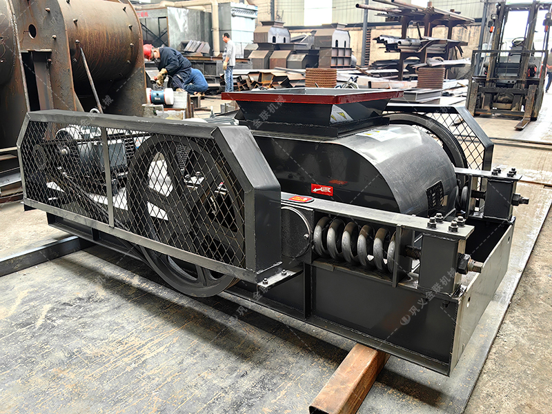 雙齒輥破碎機(jī)的齒輥設(shè)計(jì)有何特別之處，為何能提升破碎效率？